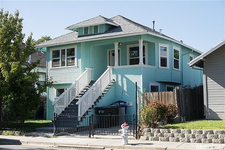 1st image of 4523 8th Ave