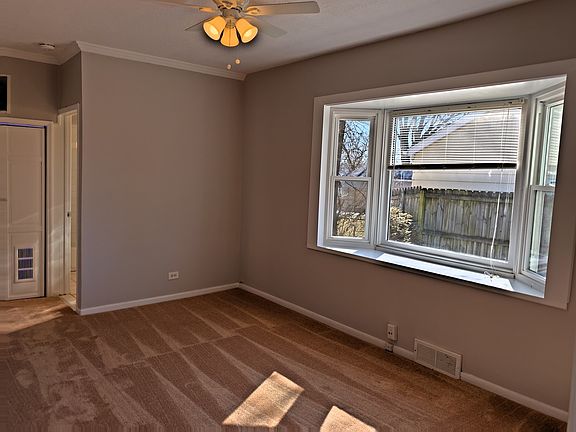 3rd image of 1133 Franklin Ave