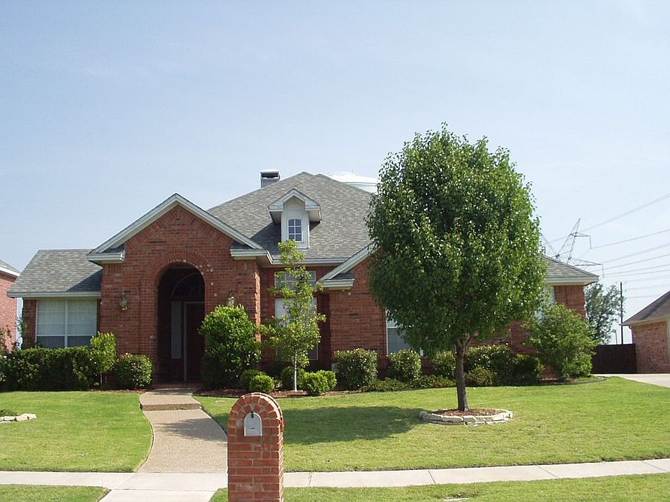4305 Maize Drive