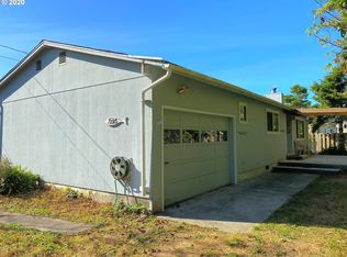 225 Pearl St, Gleneden Beach, OR 97367