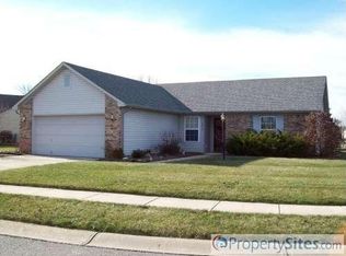 12978 Dellinger Dr, Fishers, IN 46038