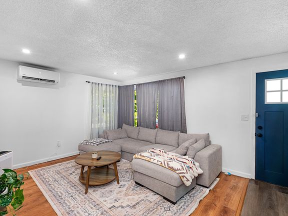 4th image of 401/403 N Grant Ave