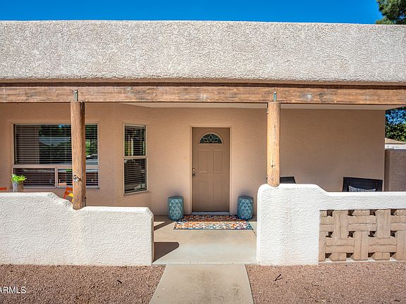 4th image of 105 Redrock Road
