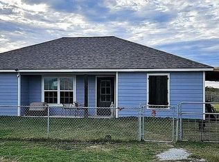 98 Dog Fish Dr, Palacios, TX 77465