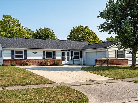 3rd image of 204 Wilksford Ct