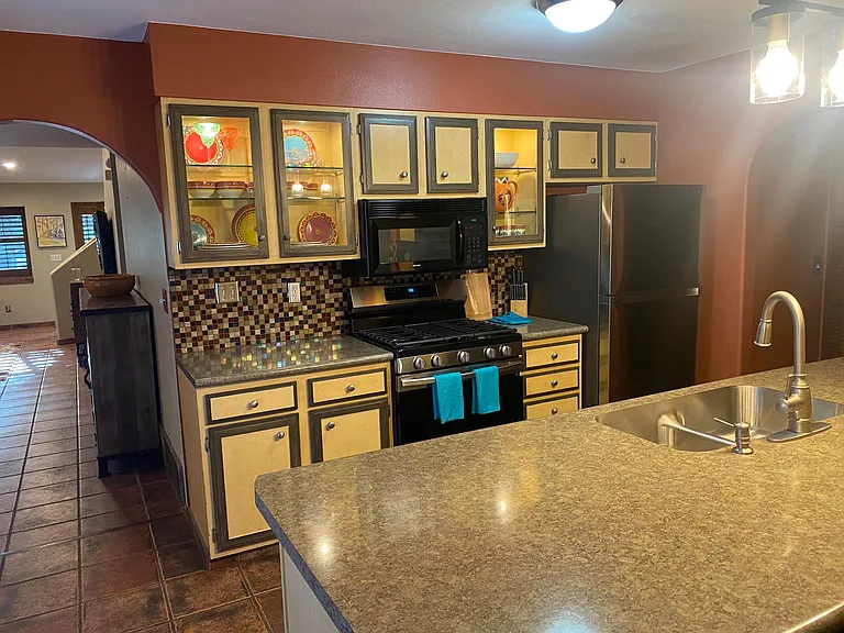 837 S Skyway Blvd — Photo 11