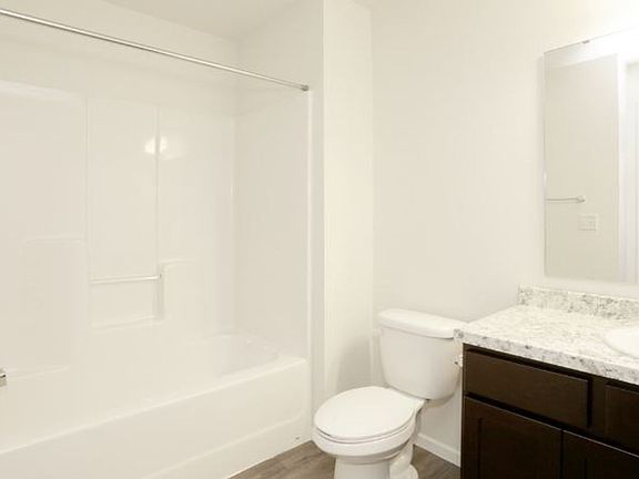3rd image of 3885 30th Ave S #101