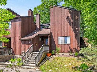 13 Redwood Drive, Highland Mills, NY 10930