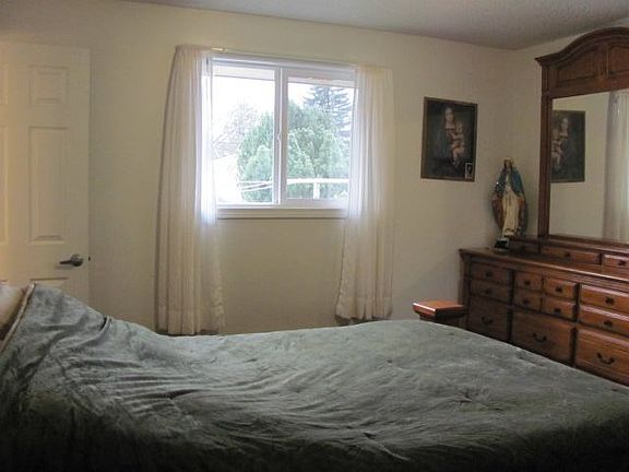 5th image of 15714 E Heroy Ave