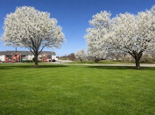 228 W Tracker Rd #2-107, Nixa, MO 65714