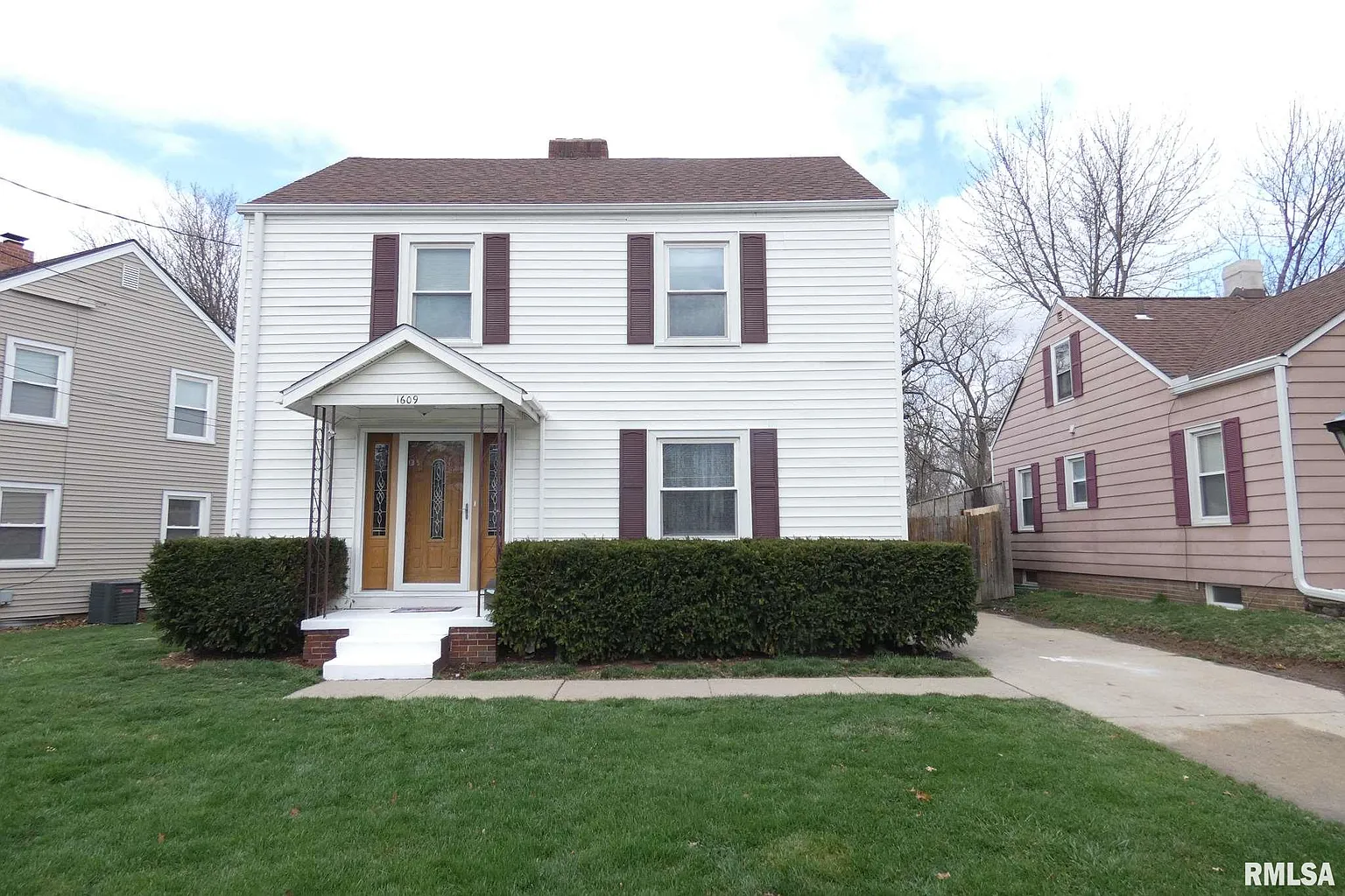 1609 W Gilbert Ave photo 1