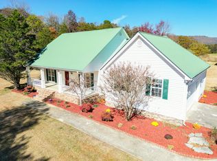 2156 Cave Springs Rd, Rising Fawn, GA 30738