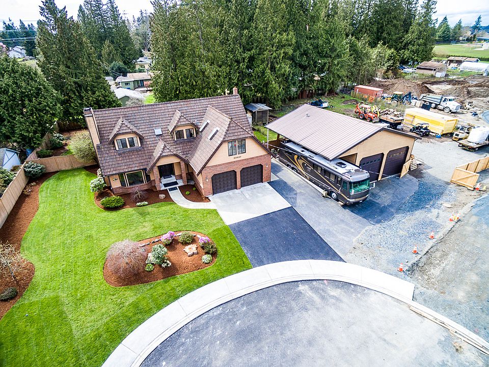 1st image of 331 204th St SW