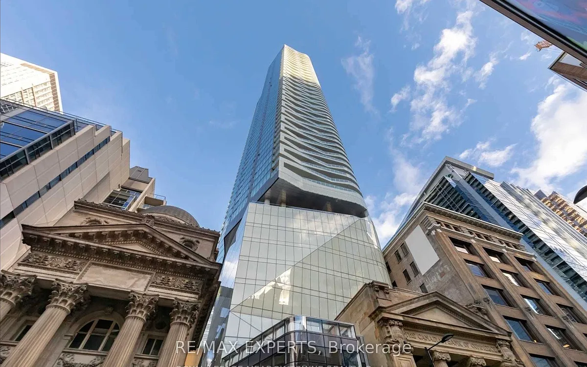 Building Photo - 197 Yonge St #2001