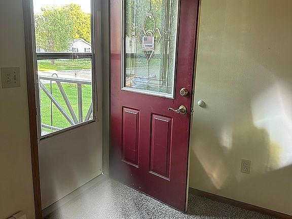 5th image of 104 F St