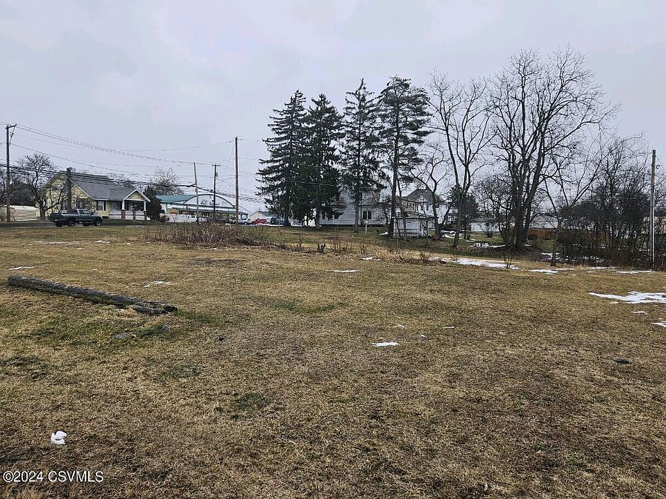 2nd image of 2442 W Front St