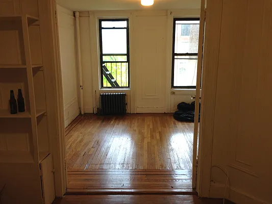 Rented by Downtown Mgt & Realty LLC | media 17