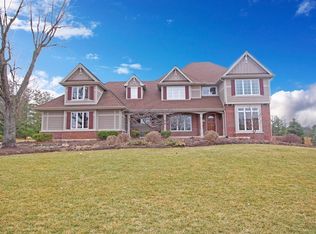 7N140 Ridge Line Rd, St Charles, IL 60175