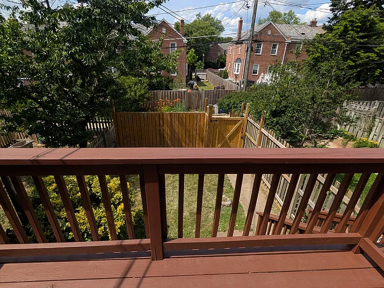 214 Stevenson Ln — Photo 15