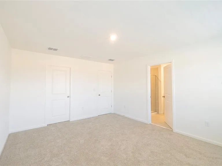 104 Royal Ranch Rd — Photo 64