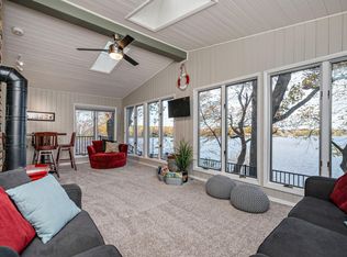 778 101st St NW, Monticello, MN 55362