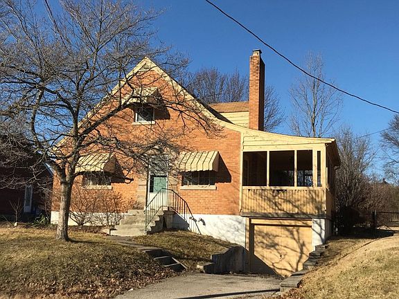 4th image of 1524 Saint Clair Ave
