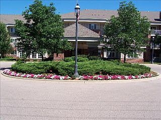 1st image of 605 Barrington Ave #14