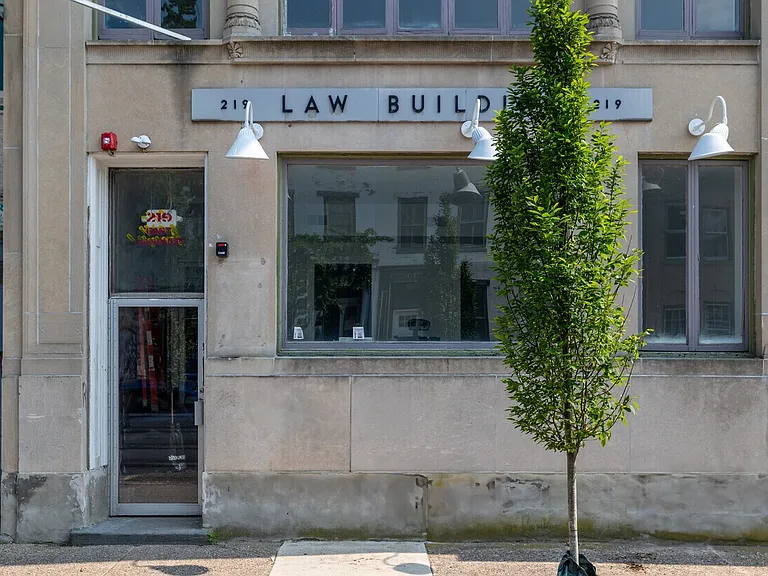 219 E Hanover St #101 — Photo 6