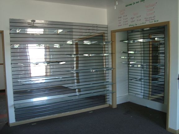 5th image of 168 E Main St