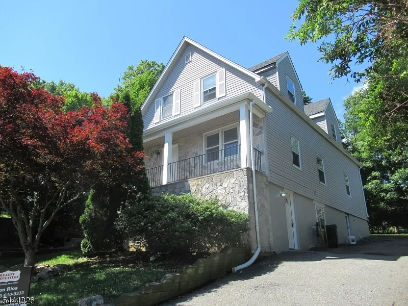 44 Grant St #B