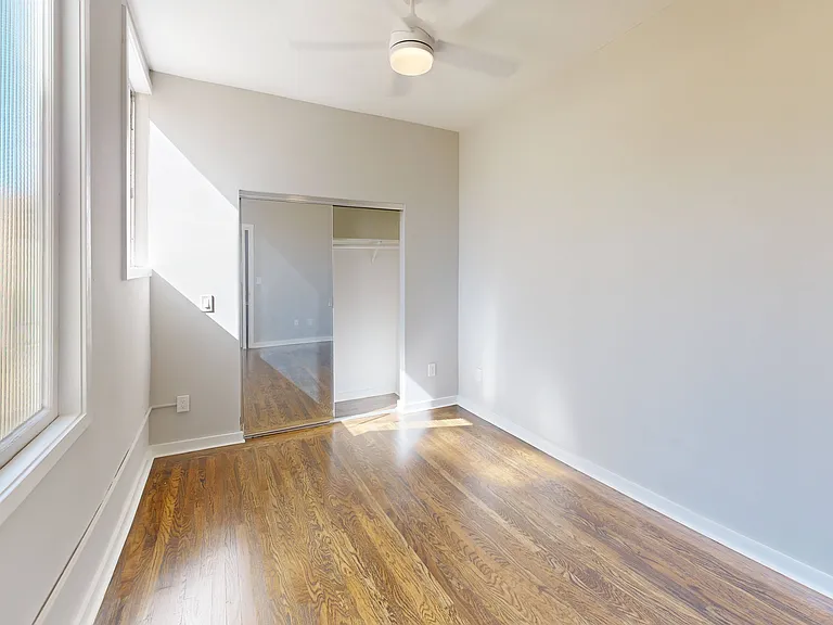 1735 Van Ness Avenue — Photo 21