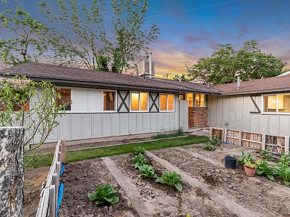 3rd image of 1650 W Conifer Way