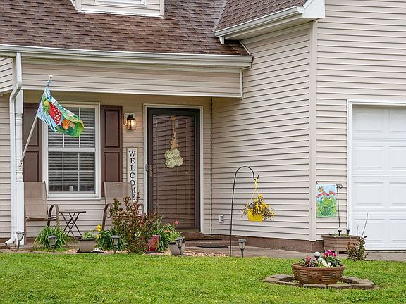 3rd image of 2631 Apostle Ln