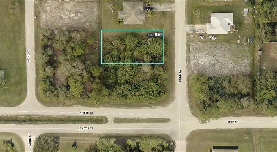 1st image of 8525 102nd Ave