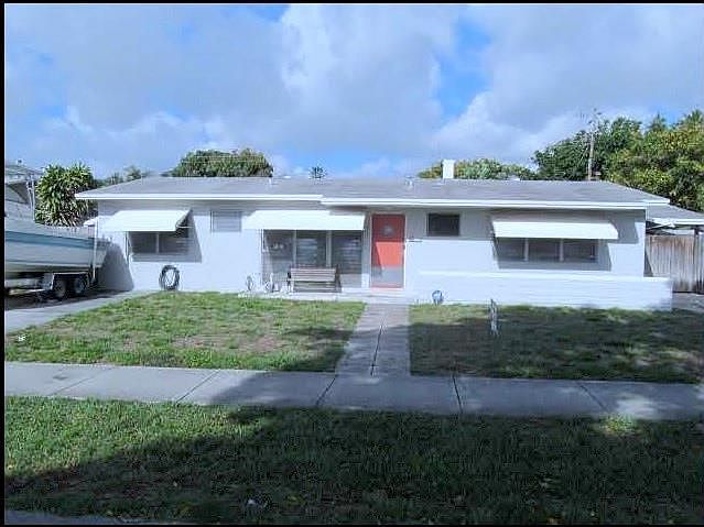 1st image of 2381 NE 9th Ave