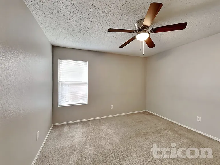 3032 Cesareo Dr — Photo 10