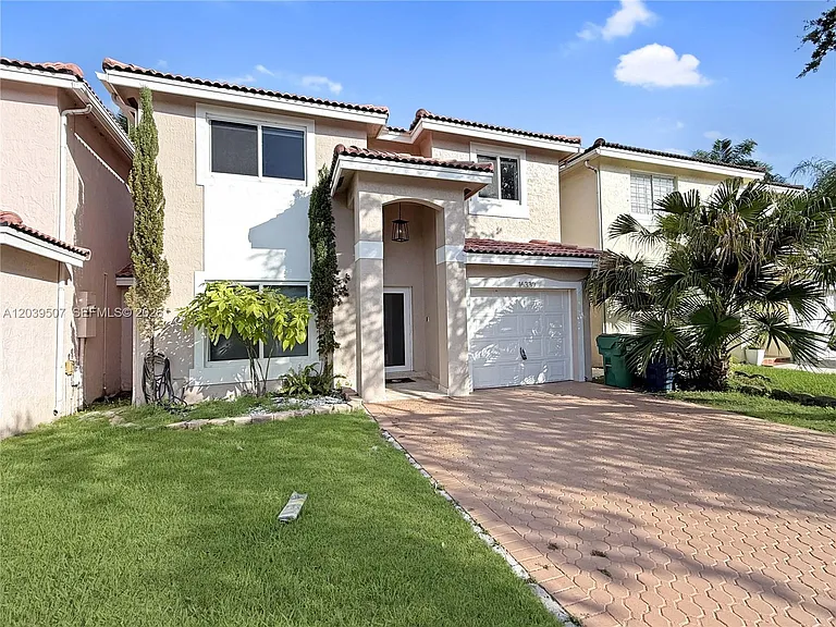 16330 SW 102nd St — Photo 3