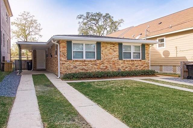 1st image of 6190/92 Bellaire Dr