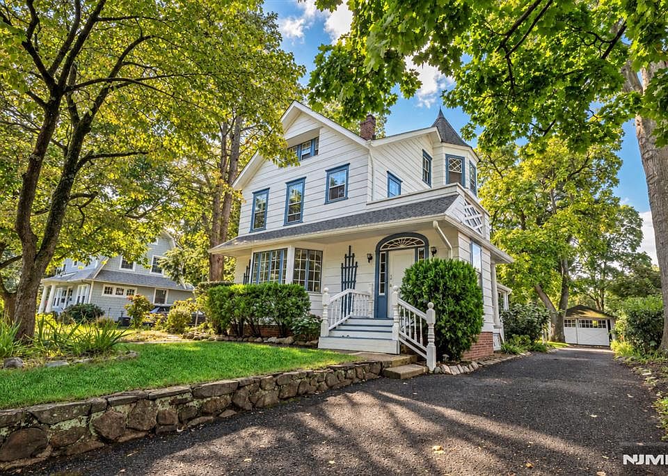 1st image of 478 Spring Avenue