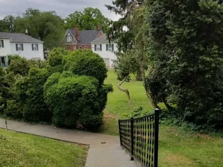 350 Fairmont Ave — Photo 127
