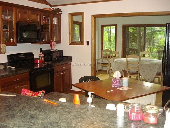 kitchen with breakfast table
