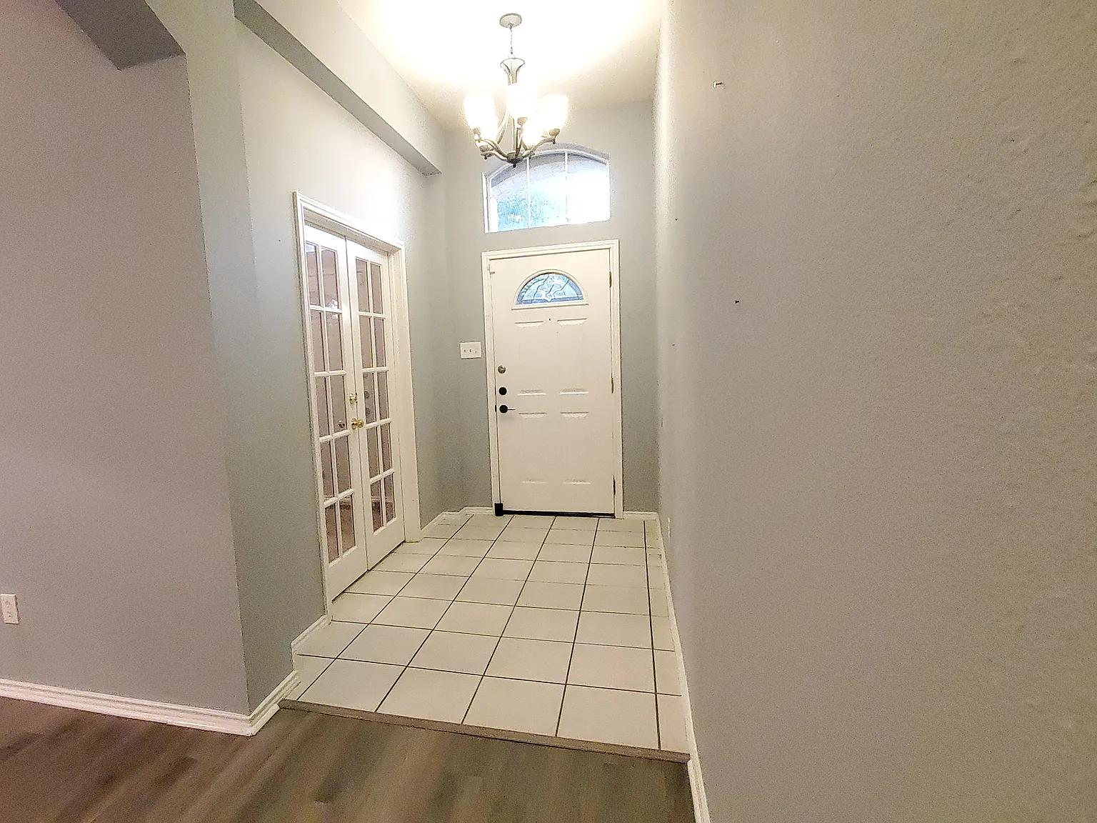 3 bed, 2059 sqft, $2,885 — Photo 2