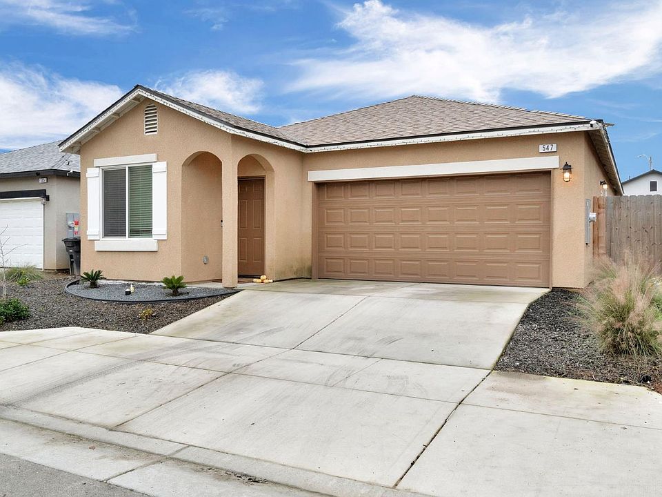 1st image of 547 Sandtrap Ln