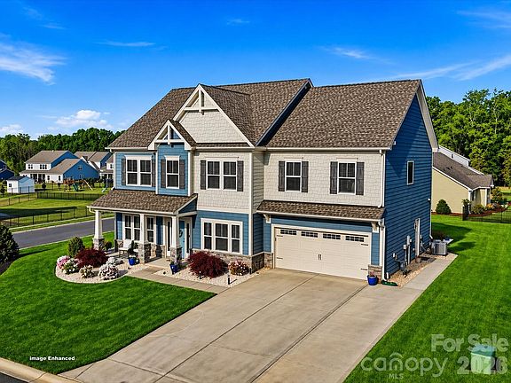 3rd image of 1503 Brooksland Pl