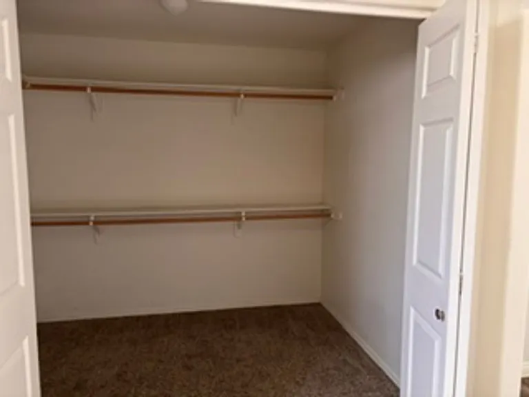 458 Sherwood Pl — Photo 28