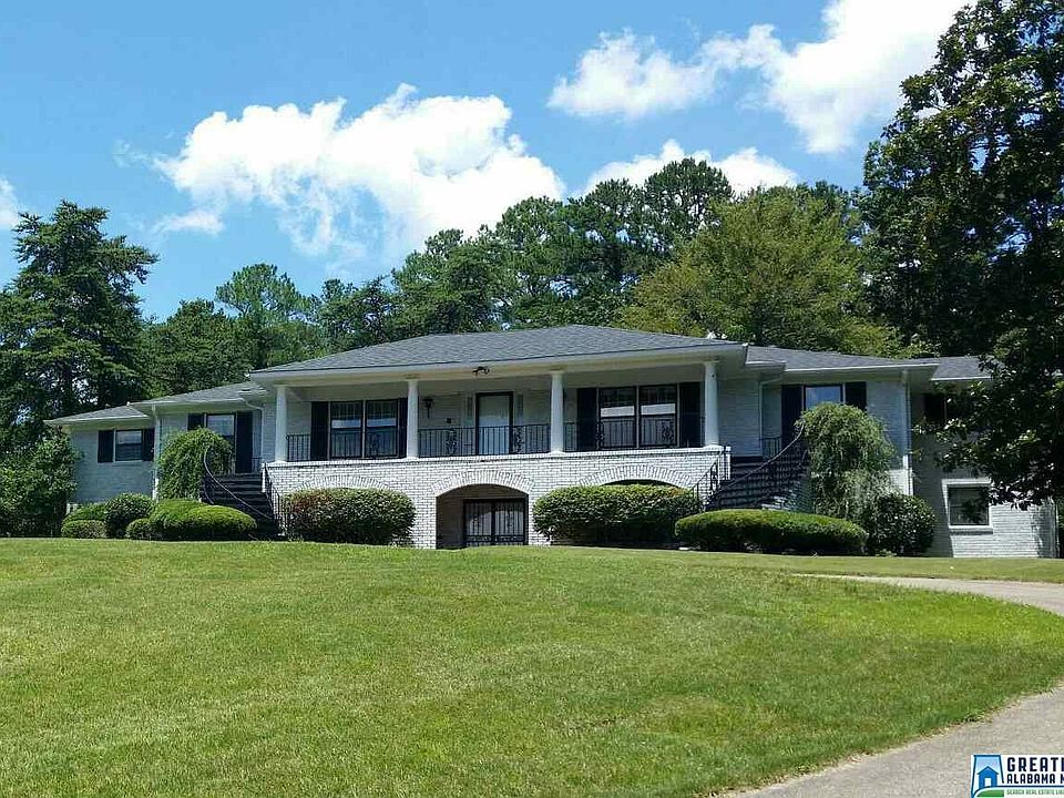1st image of 850 Sherwood Forest Ln