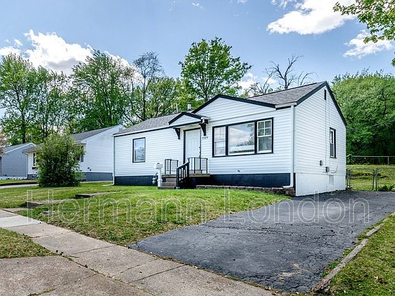 3rd image of 3329 Marmary Ln