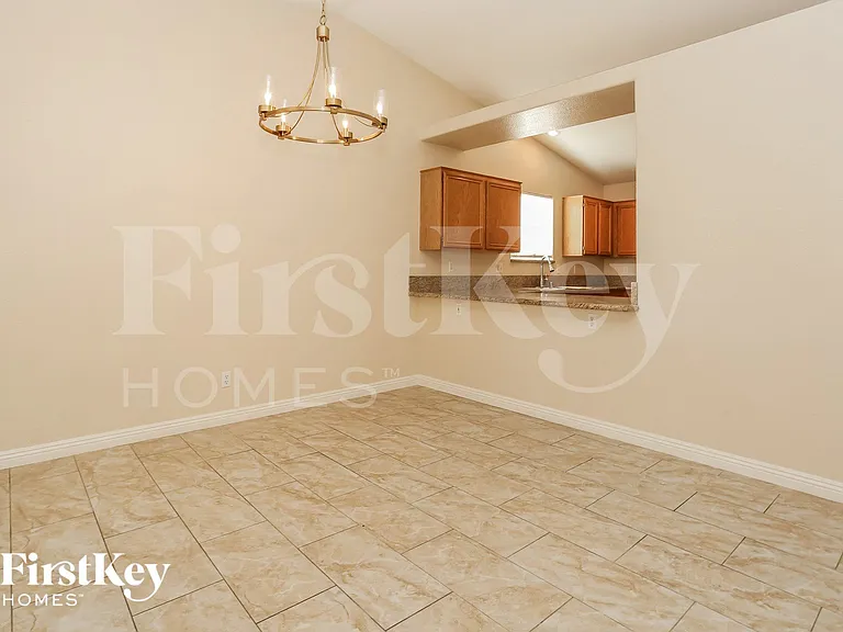 5412 Redview Ct — Photo 4