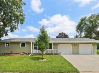 215 S Lincoln St, Poynette, WI 53955