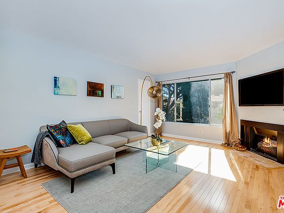 2nd image of 540 N Croft Ave APT 6